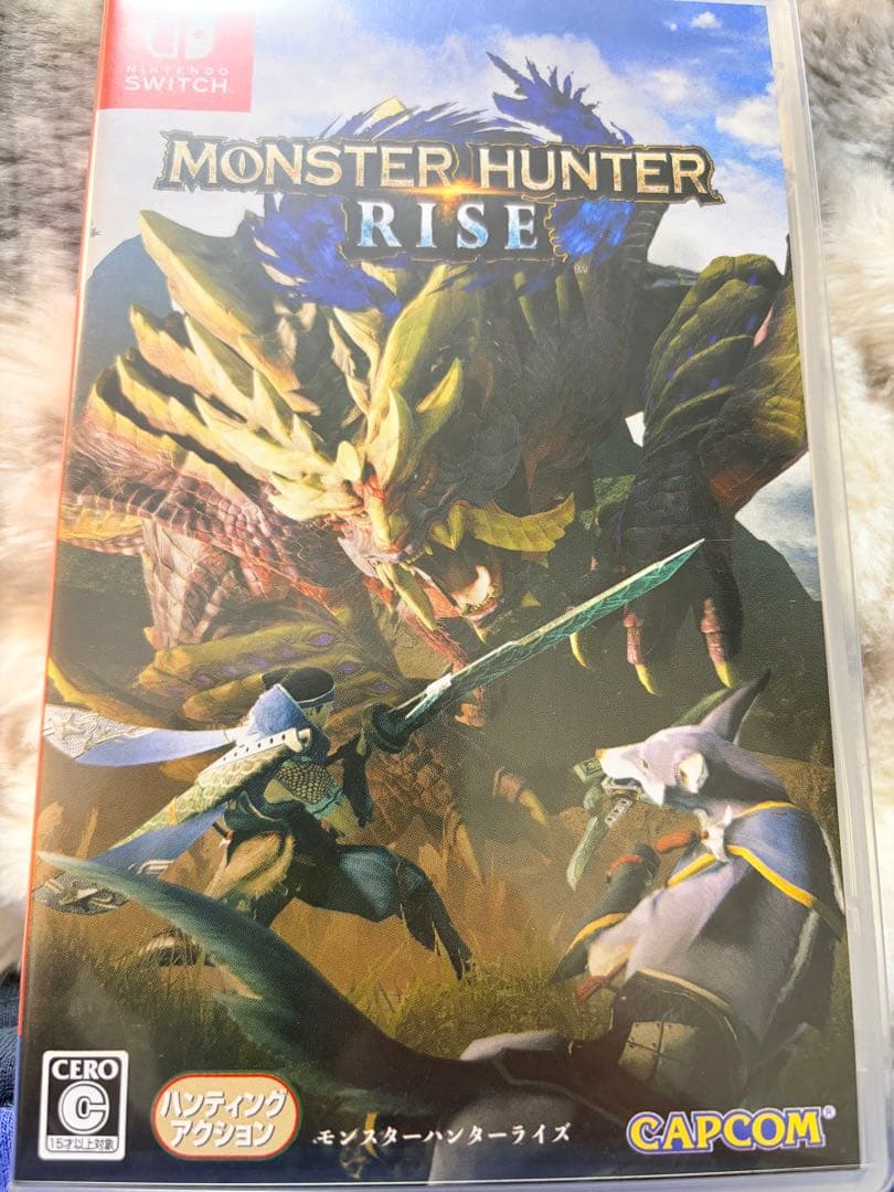 Nintendo Switch 本体 青/赤　オマケでモンハンライズ付き