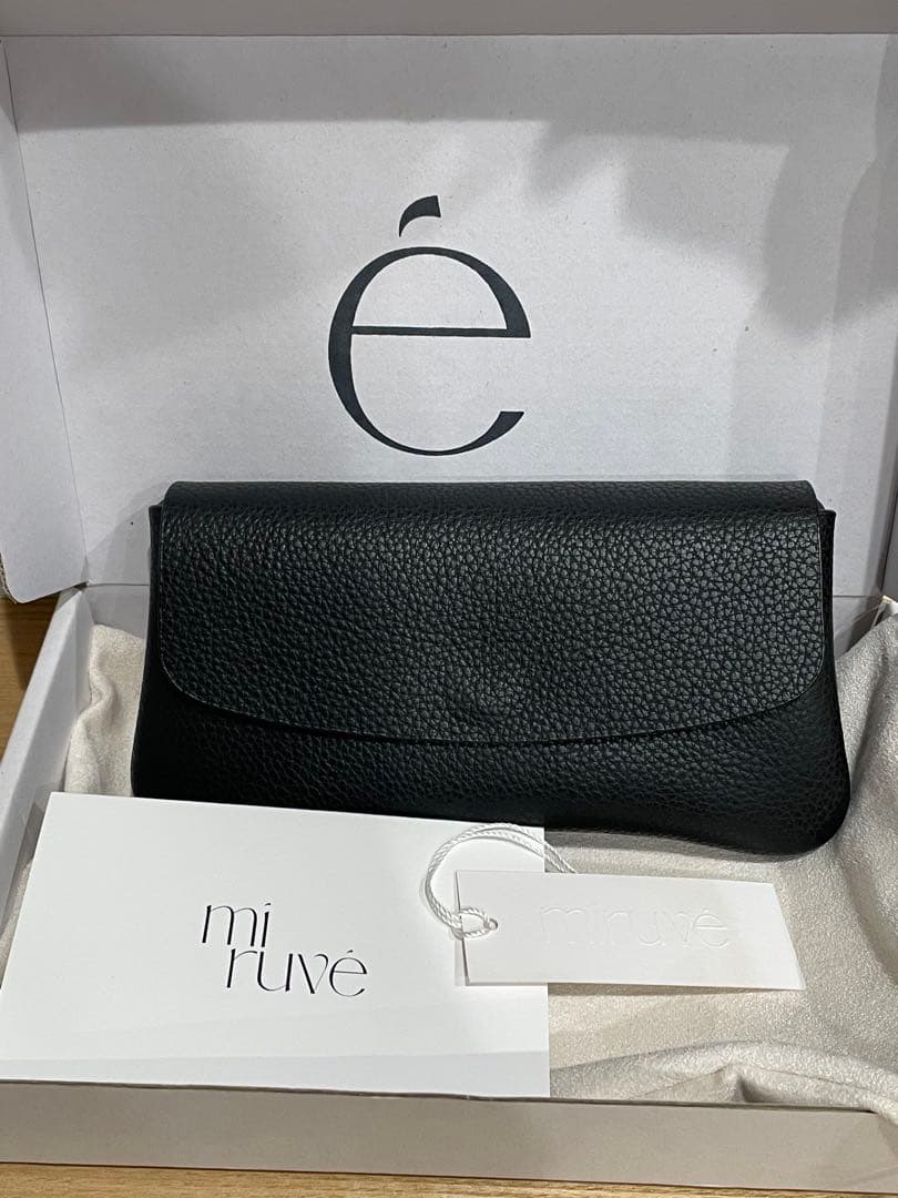 韓国　miruve ロングウォレット　saving