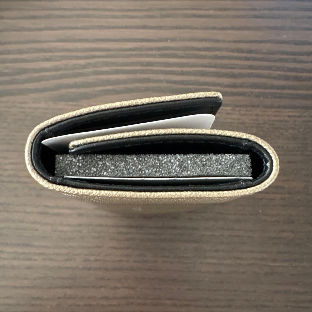 新品　Vivienne Westwood キーケース　メタリックグレー