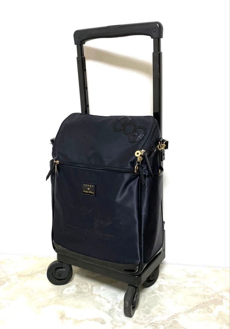 SWANY スワニー　ハローキティ　キャリーバック　キャリーケース　m12