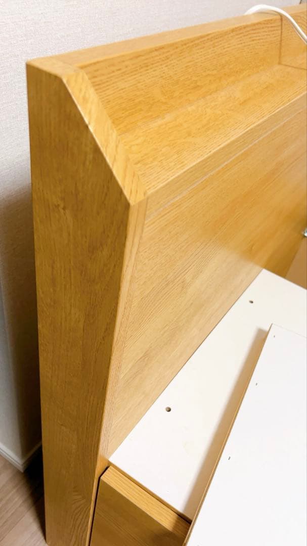 ゆです。ニトリ木製シングルベッド 引き出し収納付き　美品です！