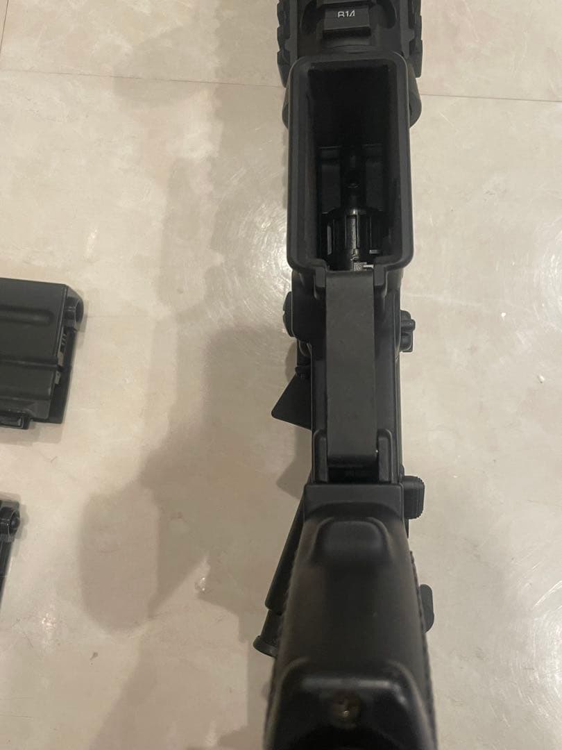 東京マルイ　次世代電動ガン CQB-R カスタム