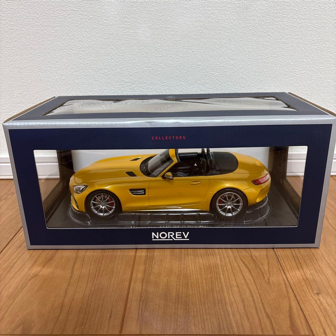 ノレブ　 AMG GT C Roadster 1/18 ミニカー　イエロー