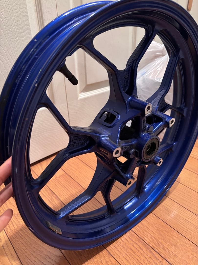 YZF-R25 MT-25 フロントホイール