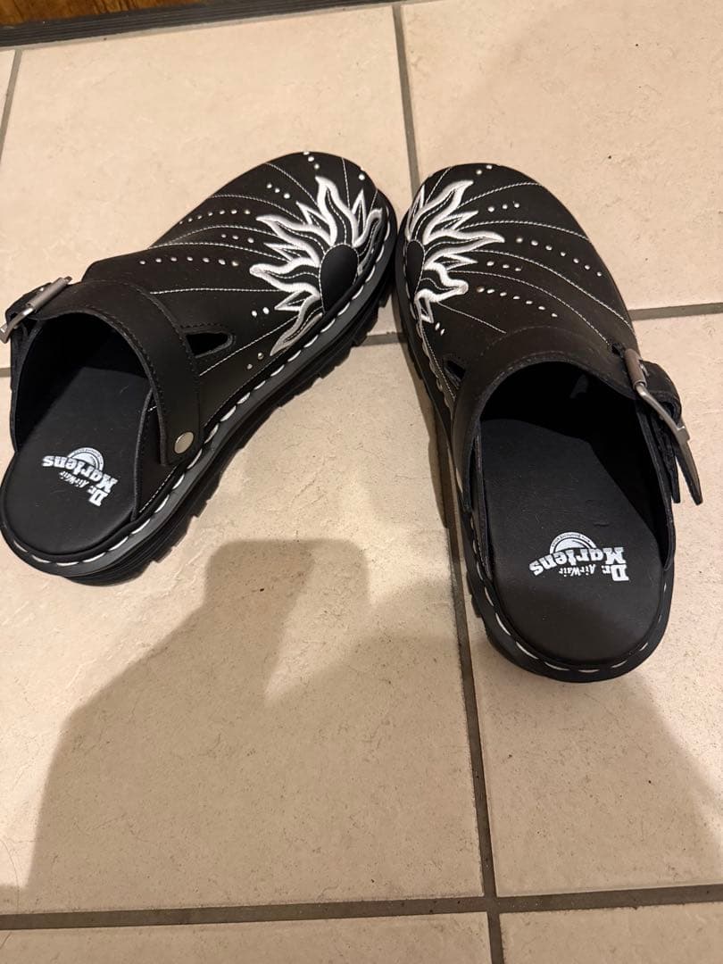 Dr. Kertgens サンダル 黒色