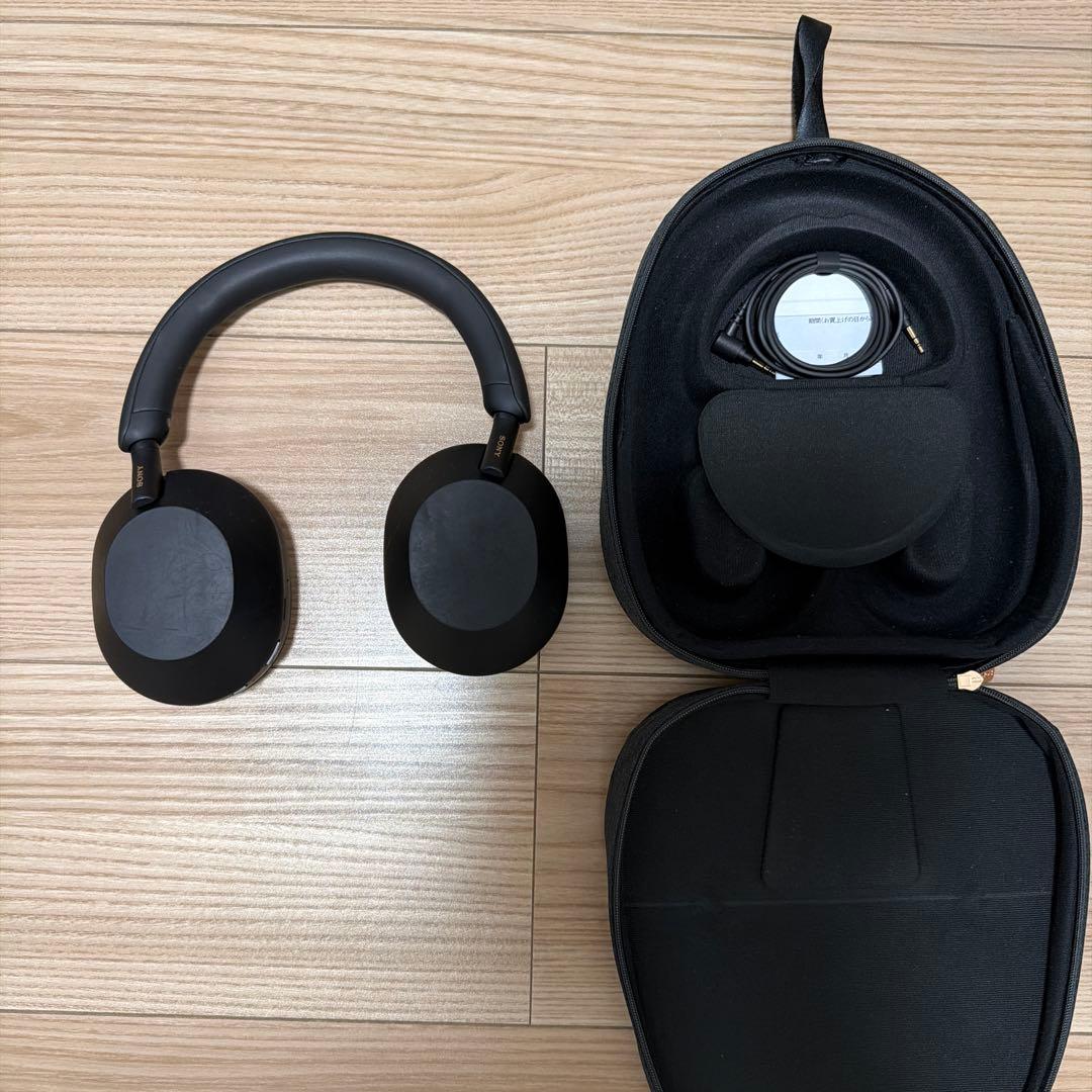 SONY ワイヤレスヘッドホン ブラック ケース付き