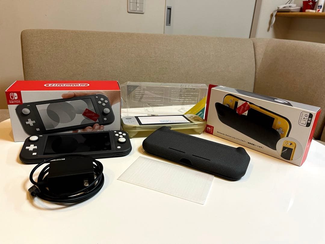 任天堂　switch Lite