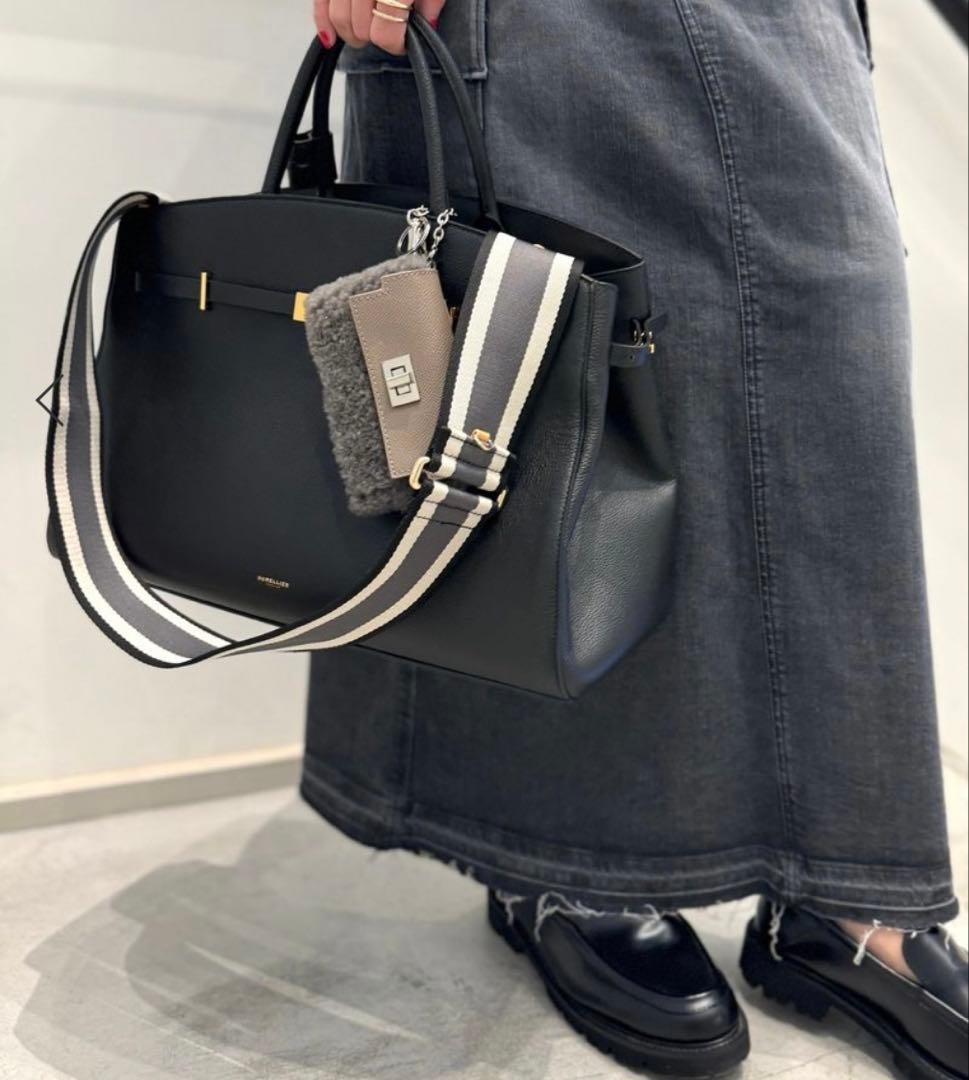 アパルトモン GOOD GRIEF! BOA COMPACT CASE