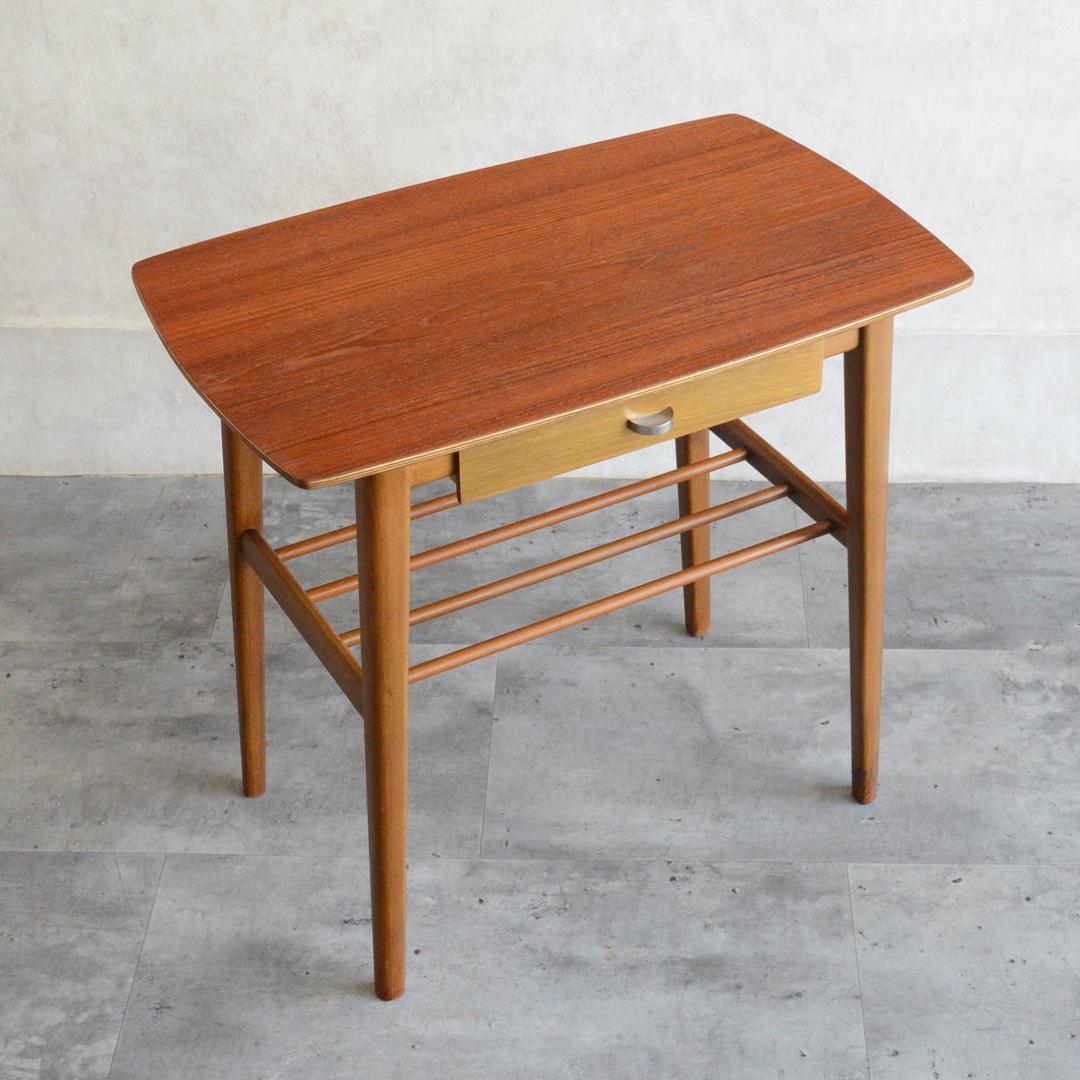 デンマーク 北欧ヴィンテージ 抽斗付 サイドテーブル 北欧家具 ナイトテーブル