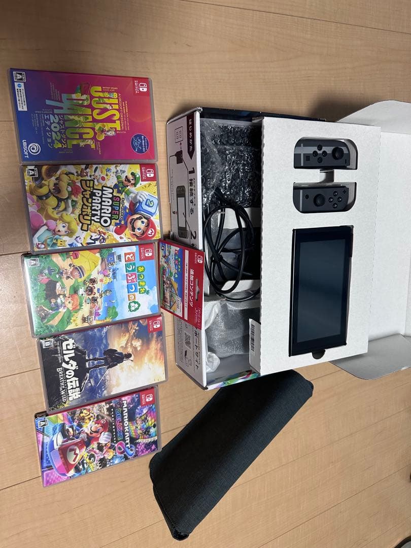 Nintendo Switch 本体（グレー）＋人気ソフト6本セット ケース付き