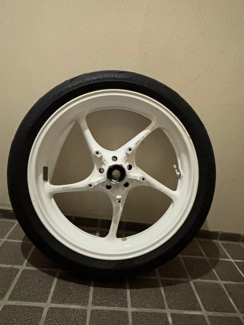 YZF-R6 13s 純正フロントホイール