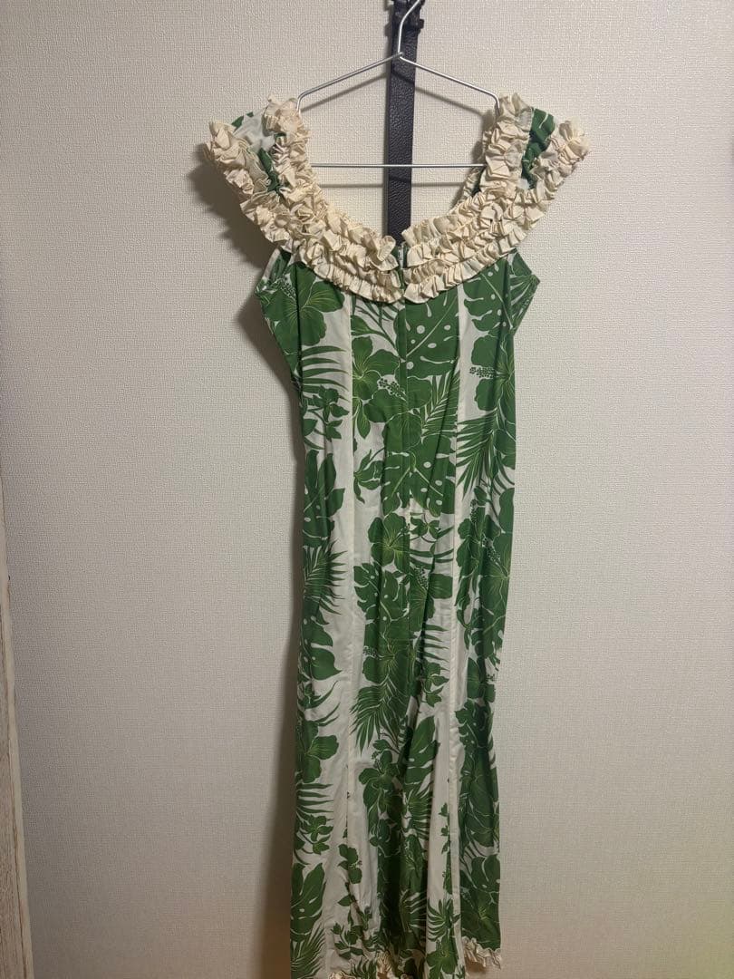  Creations フラワー柄ムームー Sサイズ